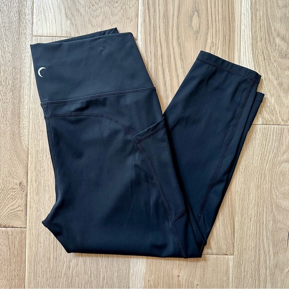 Zyia Black Pocket Brilliant Hi-rise Capri 20" - Picture 8 of 10